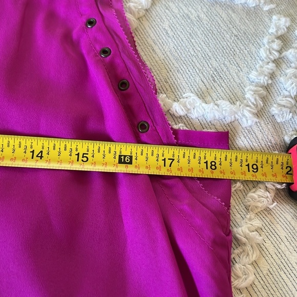 Sleeveless Tunic Tank in Fuschia Hot Pink with Grommet Details  PM - Picture 6 of 7